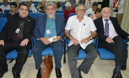 Reitor, vice-reitor e professor Ricardo Bessa receberam o diretor-presidente do Hemoam, médico Nelson Fraiji